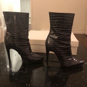 Snake skin leather Casadei boots with box size 38
